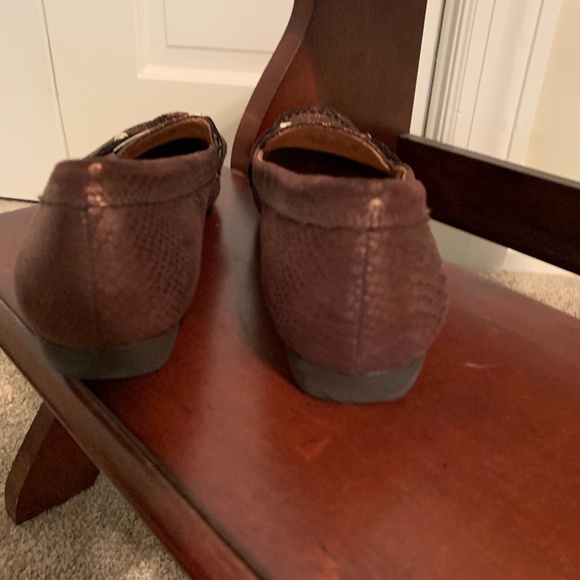 Naturalizer Copper Buckle Loafer Sz 7M - Picture 3 of 4